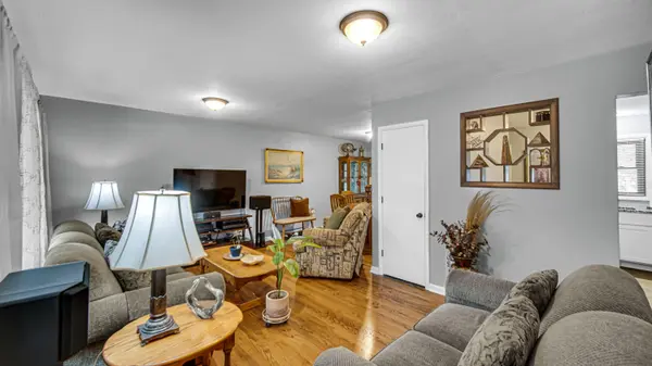 2170 W 58th AVE, Merrillville, IN 46410