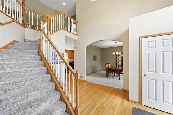 18379 Smith CT NW, Elk River, MN 55330