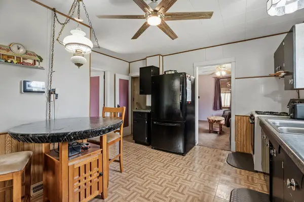 4250 35th ST SW, Waverly, MN 55390
