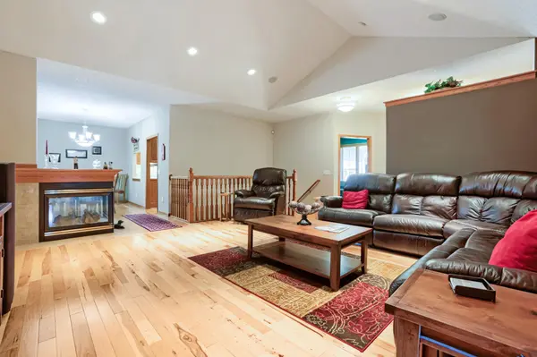 24014 113th ST NW, Zimmerman, MN 55398