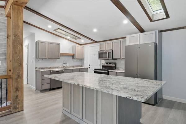 72 Coulee RD, Hudson, WI 54016