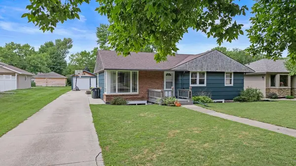 305 E 3rd ST, Minneota, MN 56264