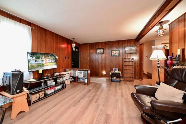 4618 W 5th ST, Winona, MN 55987