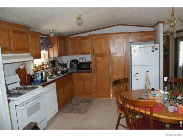 208 Glen Ayre ST, Dacono, CO 80514