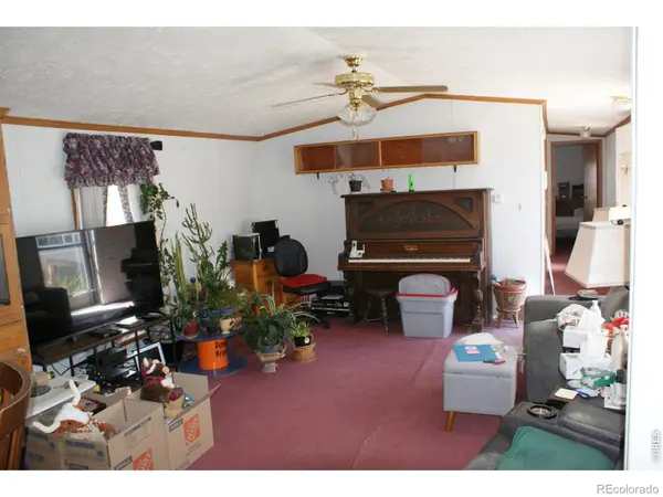 208 Glen Ayre ST, Dacono, CO 80514