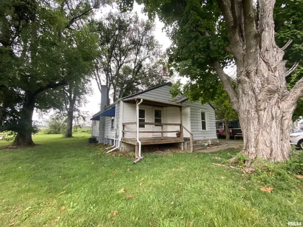 125 E BEECH ST, Canton, IL 61520