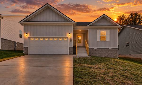 1162 Tybee Dr, Clarksville, TN 37042