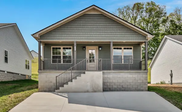 1166 Tybee Dr, Clarksville, TN 37042