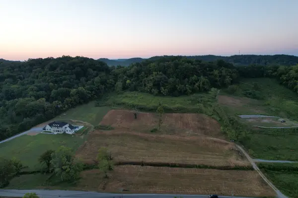 1952 Carters Creek Pike, Franklin, TN 37064