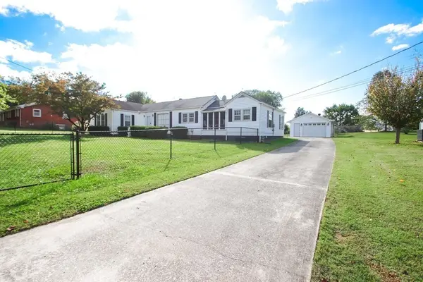 319 Mount View Dr, Sparta, TN 38583