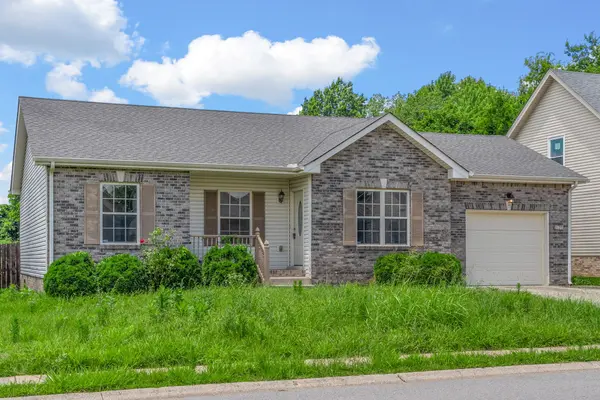 2611 Cider Dr, Clarksville, TN 37040