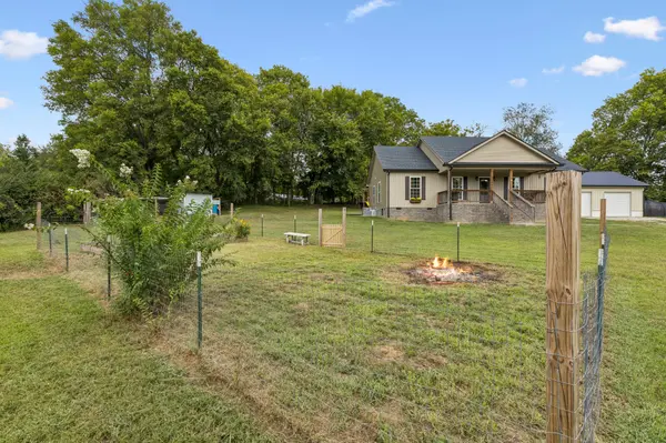 5001 Timothy Ln, Columbia, TN 38401