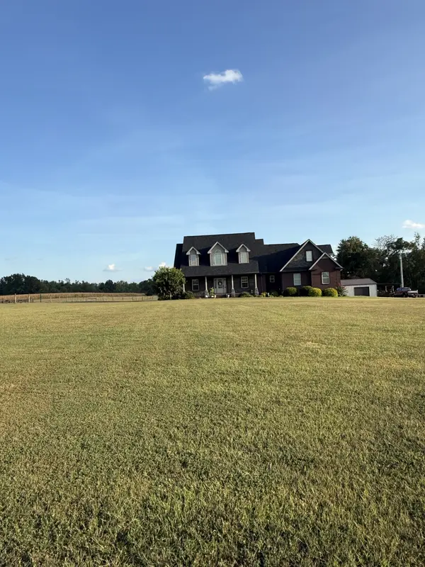 3326 Highway 52 #E, Lafayette, TN 37083