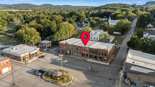 204 Southside Sq, Petersburg, TN 37144