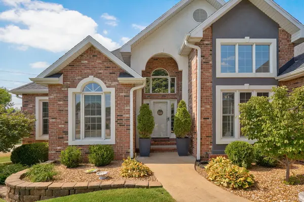 4907 S Clay CT, Springfield, MO 65810
