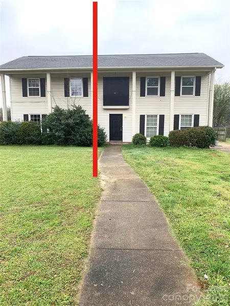 7303 Cormwell LN, Charlotte, NC 28217