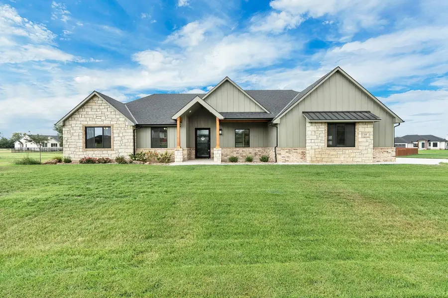 115 N Estes St, Garden Plain, KS 67050