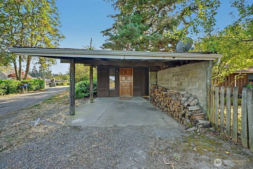 224 126th ST E, Tacoma, WA 98445