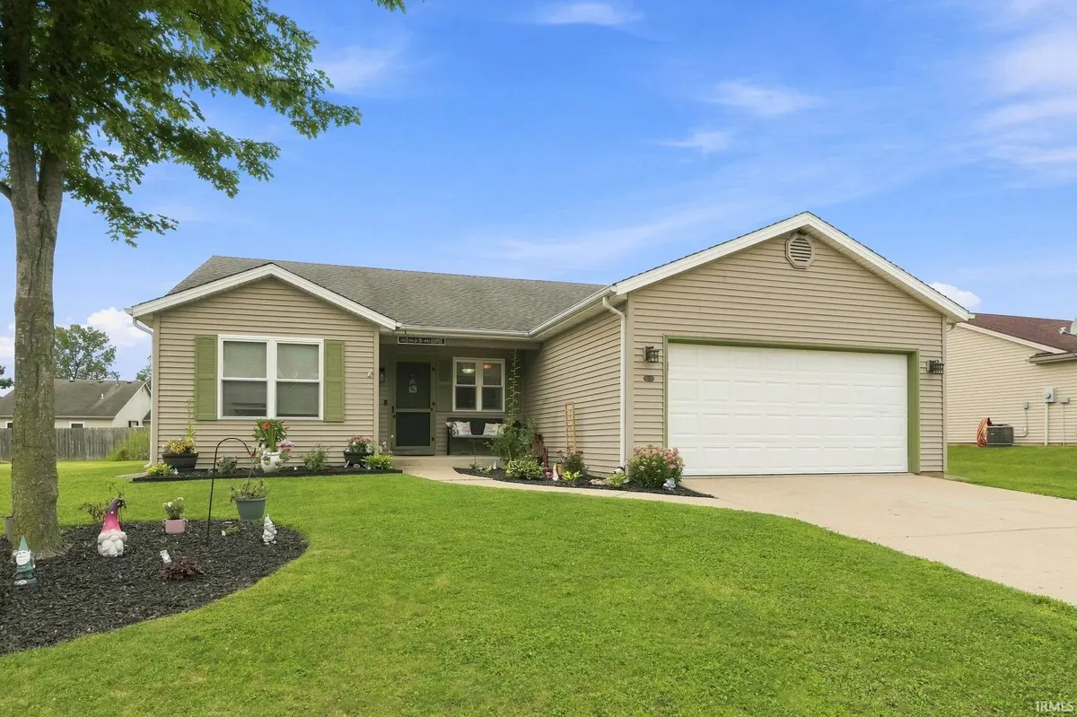 509 Kathryns CT, Kendallville, IN 46755-2877