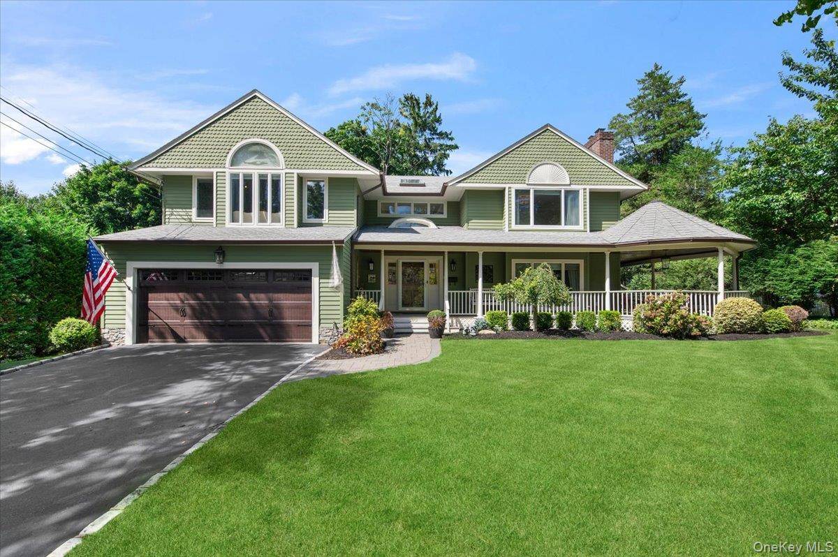 60 Lafayette AVE, Sea Cliff, NY 11579
