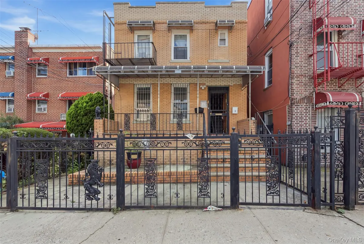 1038 E 224th ST, Bronx, NY 10466