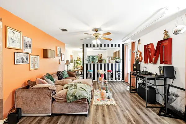 7203 Alegre PASS, Austin, TX 78744