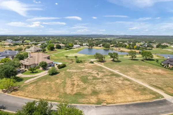 1808 Ballinger Dr DR, Spicewood, TX 78669