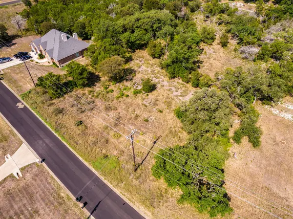 2722 Leslie LN, San Marcos, TX 78666
