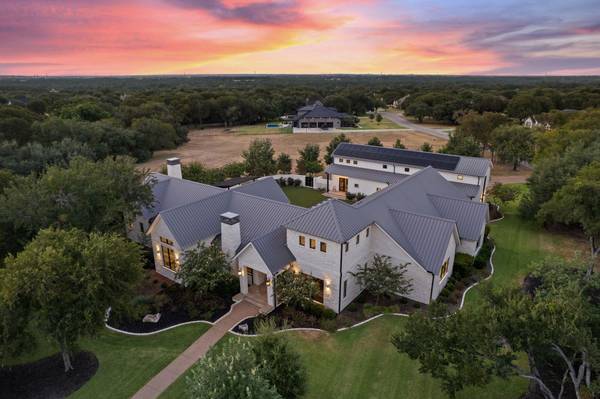 2025 Running Creek DR, Salado, TX 76571