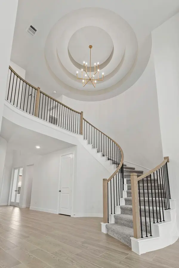 8116 Royal Mint CV, Lago Vista, TX 78645