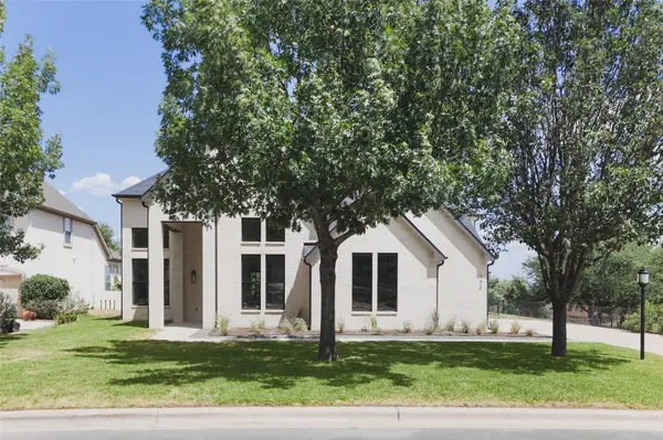 104 Whitley DR, Austin, TX 78738