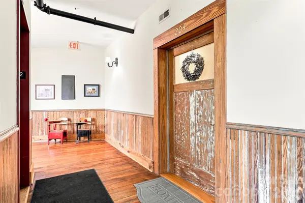 102 Russell ST #204, Easley, SC 29640