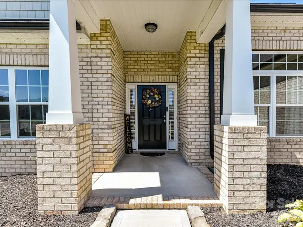5224 Sustar DR, Monroe, NC 28110