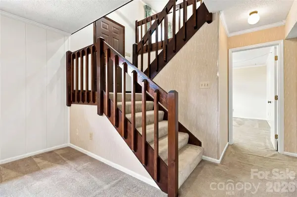 5000 Cedar Forest DR, Charlotte, NC 28226