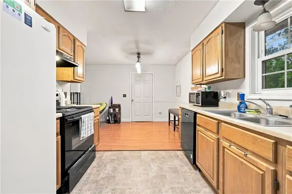 105 W 8th ST, Knob Noster, MO 65336