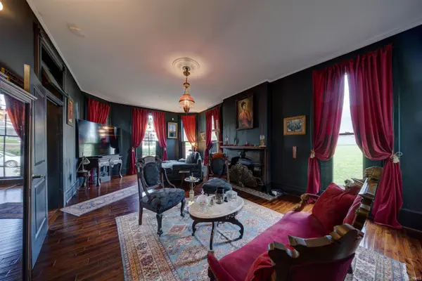 202 S 3rd ST, Rockport, IN 47635