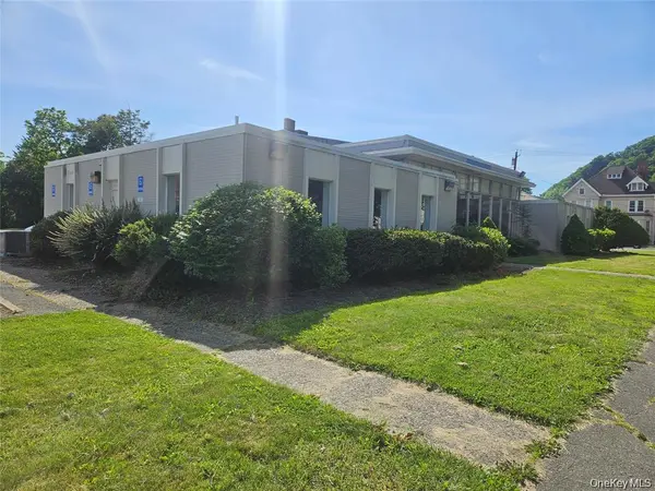 5 S Broome ST, Port Jervis, NY 12771