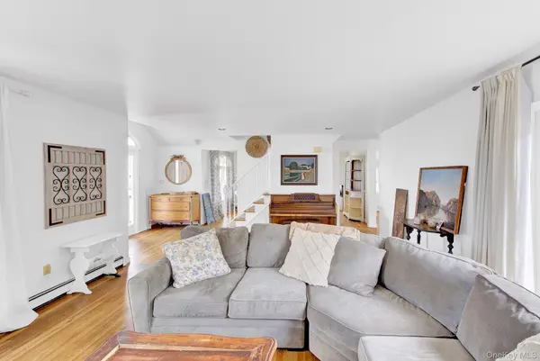 63 Cedarhurst AVE, Point Lookout, NY 11569
