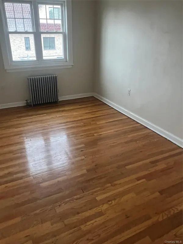 2515 150th ST, Flushing, NY 11354