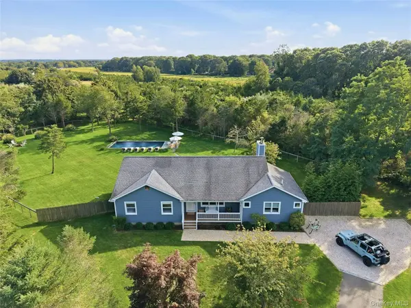 2737 Rocky Point RD, East Marion, NY 11939