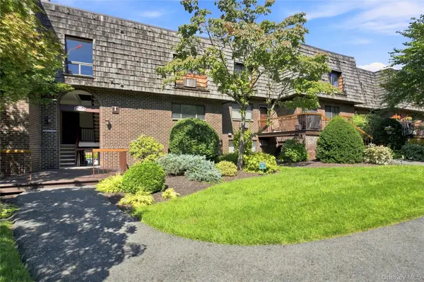 1 Briarcliff DR #4, Ossining, NY 10562