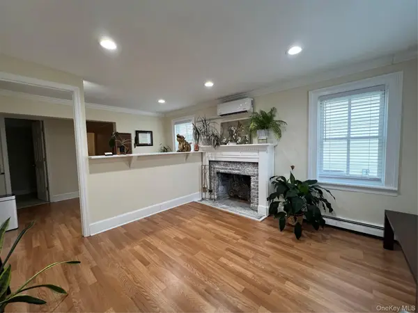 6278 Northern BLVD #1, East Norwich, NY 11732