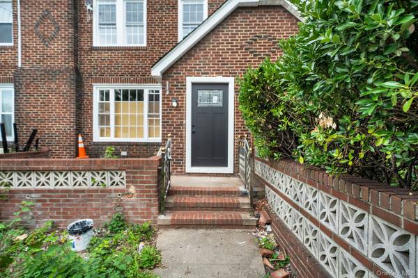 21933 Edgewood AVE, Laurelton, NY 11413