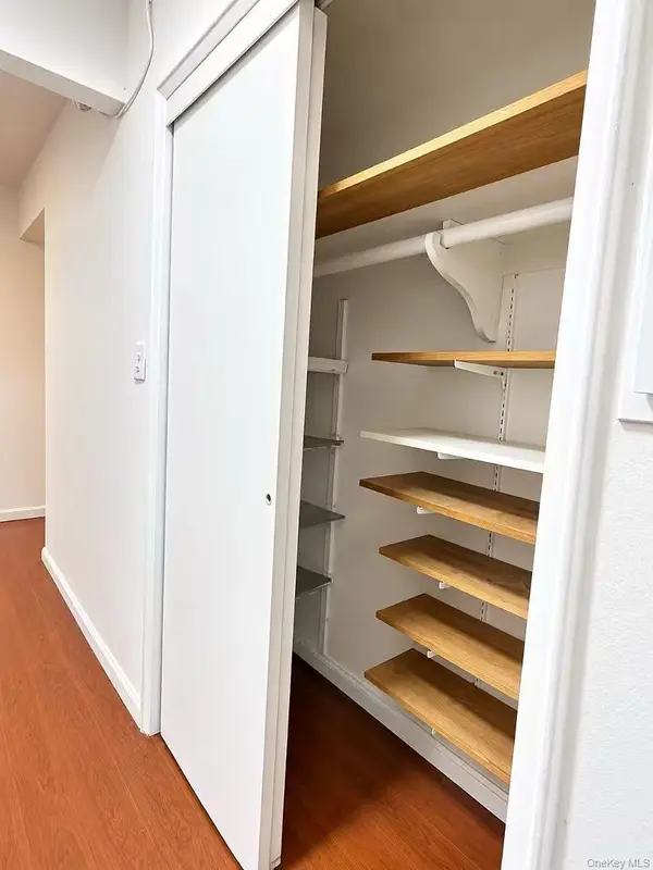 132-35 Sanford AVE #5R, Flushing, NY 11355
