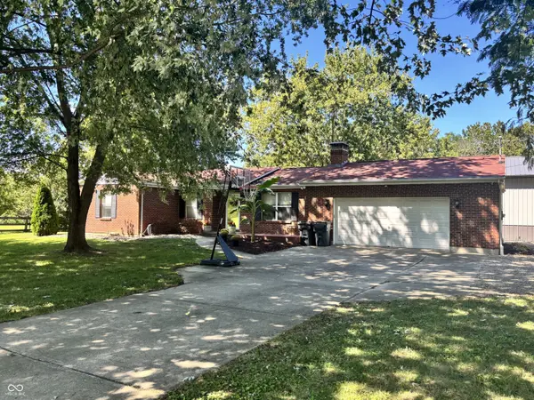 2216 Jenny Lynn DR, Lawrenceburg, IN 47025