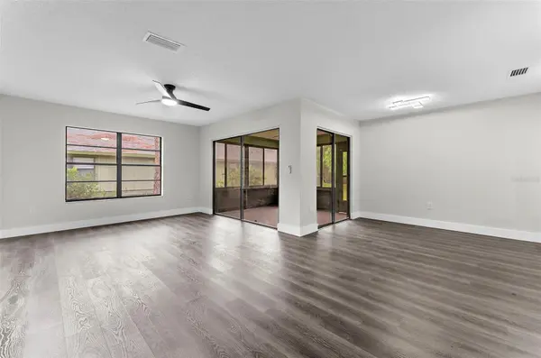 5014 BARRINGTON CIR #2102, Sarasota, FL 34234