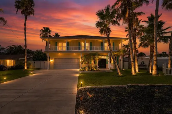 708 OCEAN AVE, New Smyrna Beach, FL 32169