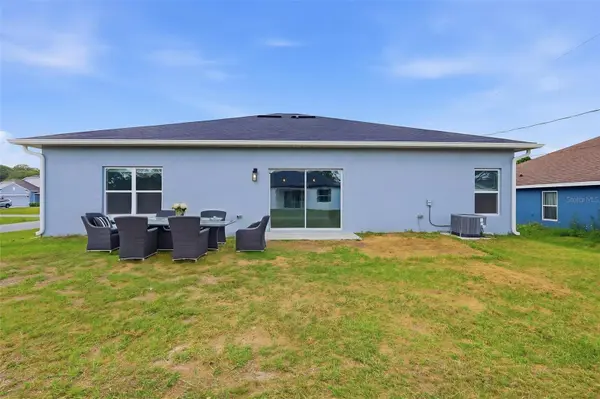 566 GANTRY ST SW, Palm Bay, FL 32908