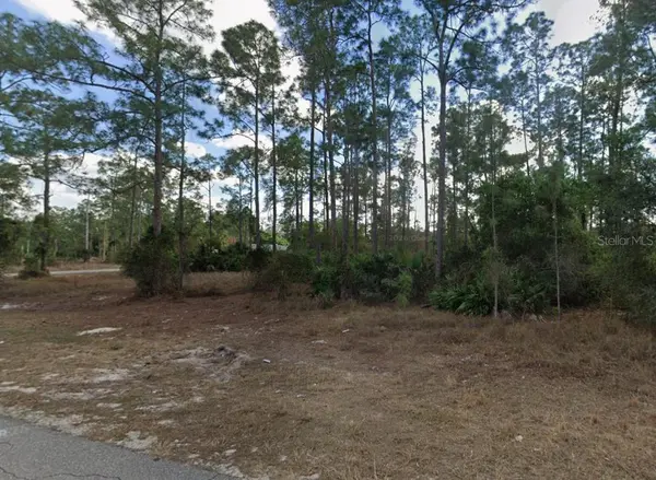 1404 E 15TH ST, Lehigh Acres, FL 33972