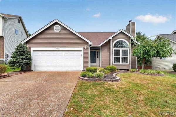 1032 Oak Glen CIR, Ballwin, MO 63021